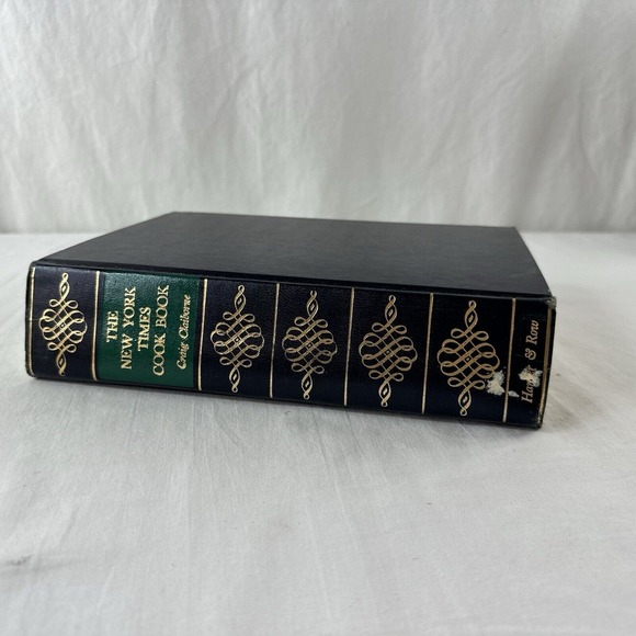 First Edition &‎ Print THE NEW YORK TIMES COOKBOOK, Claiborne (1961) Hard Cover - Picture 1 of 15